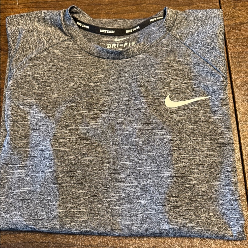 Nike Swim Men's Dri-Fit T Shirt Gray Size Small Polyester UPF 40+ EUC heathered